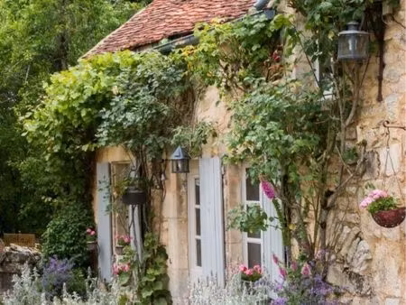 cherche petite maison à louer secteur figeac