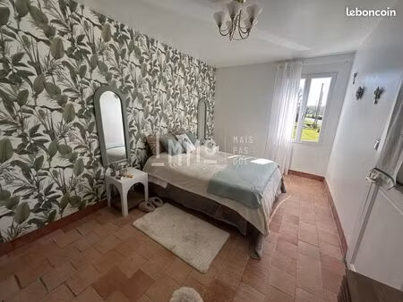 maison 5 pièces 151 m²