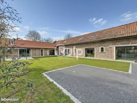 longère 9 pièces 217 m²