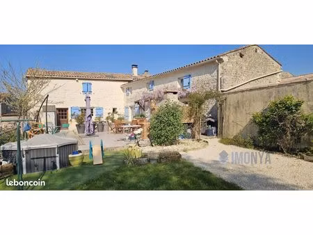 propriété 9 pièces 260 m²