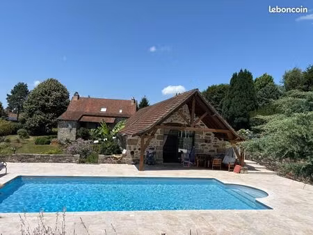 propriété 10 pièces 368 m²