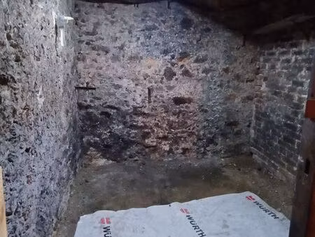 grande cave 6m2 déjà louée 85/mois