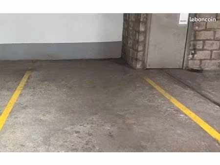 parking spacieux paris 13