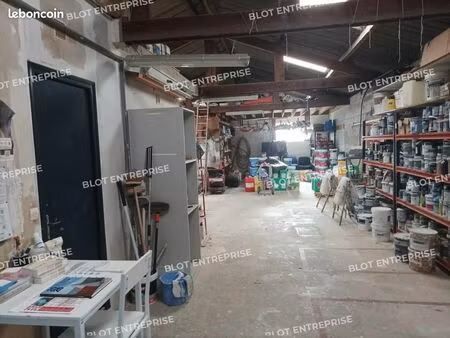 local d'activité 252 m²