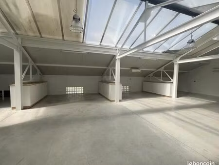 local d'activité 430 m²