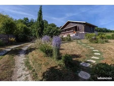 chalet 4 pièces 82 m²