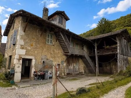 maison 6 pièces 145 m²