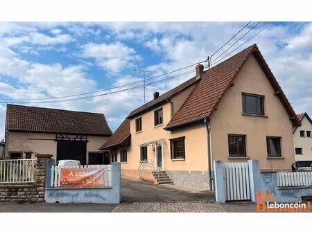 maison 8 pièces 160 m²