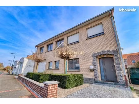 maison 9 pièces 160 m²