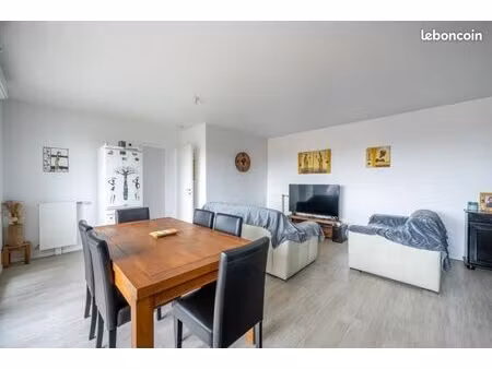 appartement 4 pièces 77 m²