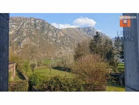 maison 10 pièces 243 m²