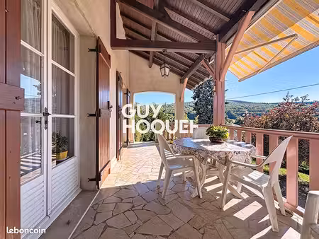 propriété 6 pièces 162 m²
