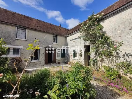 maison 7 pièces 180 m²