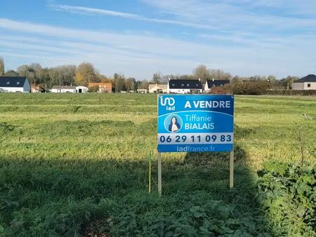 terrain 2202 m² blessy