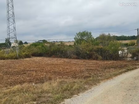 terrain constructible castelnau d’estretefonds