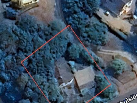 terrain avec maison non habitable