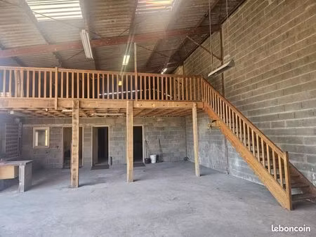 local commercial 160 m² saint-paterne-racan