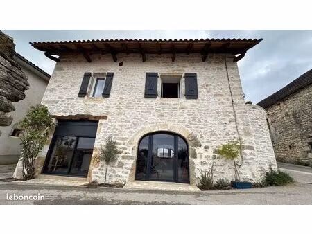 maison avec dépendance jardin et parking