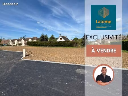 terrain 313 m² houdan