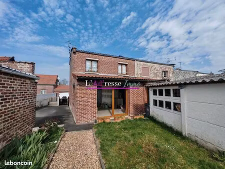 maison 6 pièces 93 m²