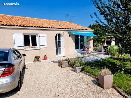 maison individuelle avec terrai clos