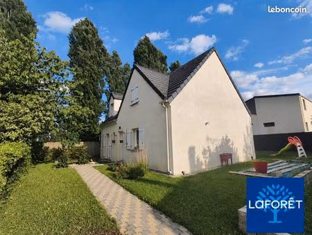 maison 6 pièces 130 m²