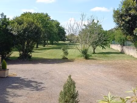 maison de village 80 m² avec 780m² de terrain + terrain à bâtir attenant 1172m²