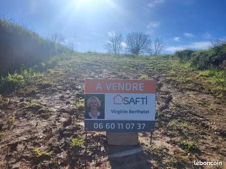 terrain 1173 m² faye-sur-ardin
