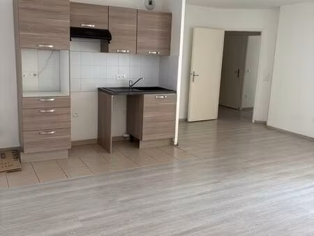 appartement 68 53 m2