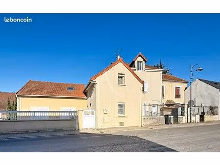 maison de ville 2 pièces 35 m²