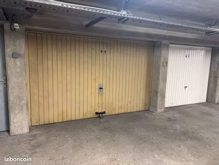 maxi garage box large