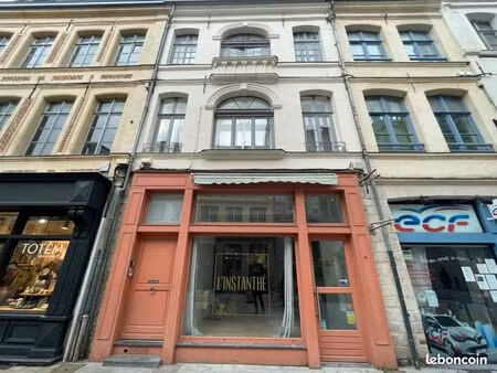 local commercial 122 m²