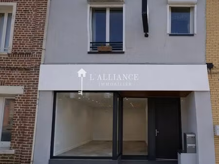 local commercial 45 m² lesquin