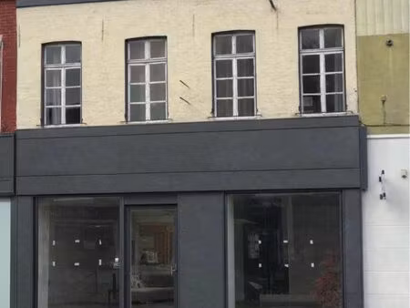 local commercial  centre-ville