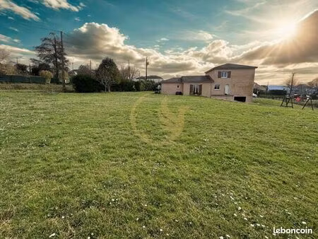 maison 7 pièces 169 m²