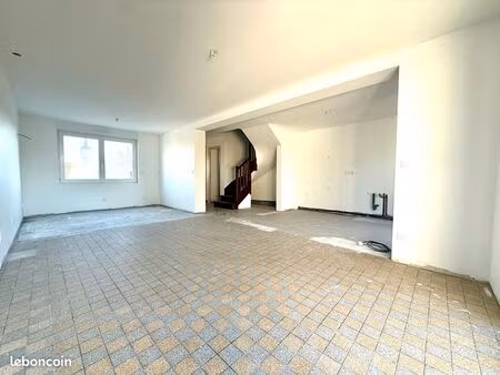 maison de ville 5 pièces 85 m²