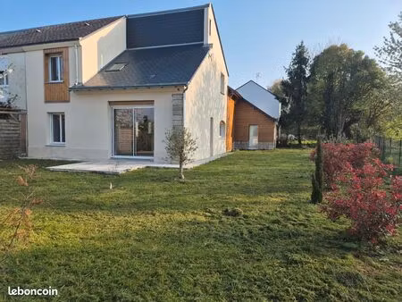 location maison huismes