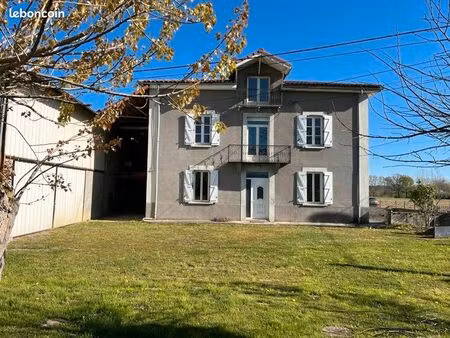 maison 4 pièces 101 m²