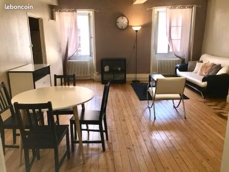 studio meublé à louer – disponible au 1er mai