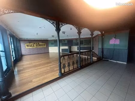 immeuble 4 pièces 295 m²