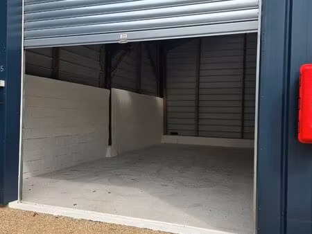 garage grande hauteur sécurisé