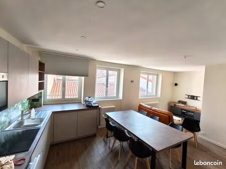 beau t3 74 m2 meublé rénové – cœur de châteaugay (9 rue du bosquet)