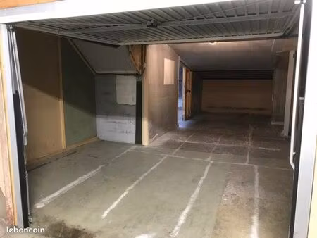 garde meuble / garage centre ville niort