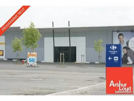 local commercial 583 m² bressuire