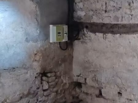 local à rénover entièrement