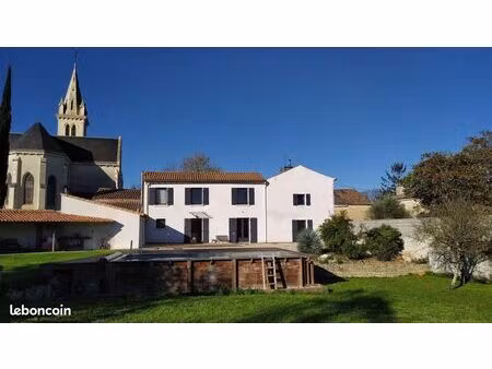 maison rénovée exc état + piscine + jardin+ gge