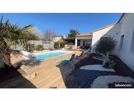 maison 5 pièces 137 m²