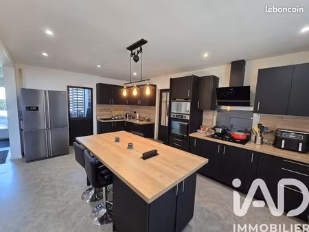 maison 6 pièces 130 m²