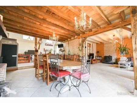 longère 6 pièces 192 m²