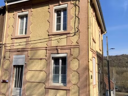 maison de ville 4 pièces 85 m²